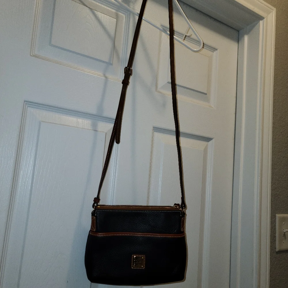 Purse - Picture 2 of 2